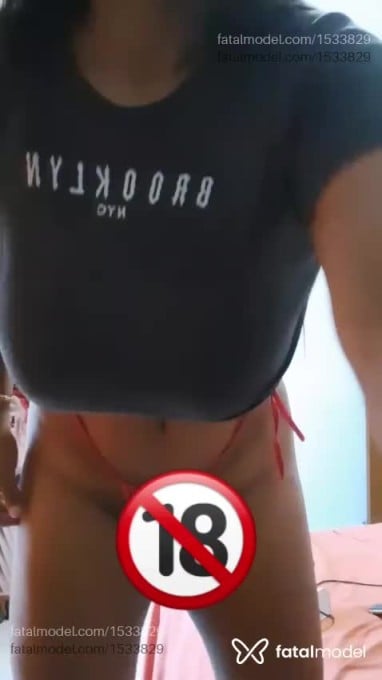 Acompanhante mulher com cabelo castanho de olhos castanhos em Atibaia - Jade Lisboa