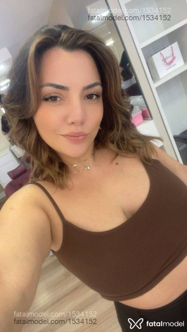 Acompanhante mulher loira (o) de olhos castanhos - Brunna Acompanhante mulher loira (o) de olhos castanhos - Brunna