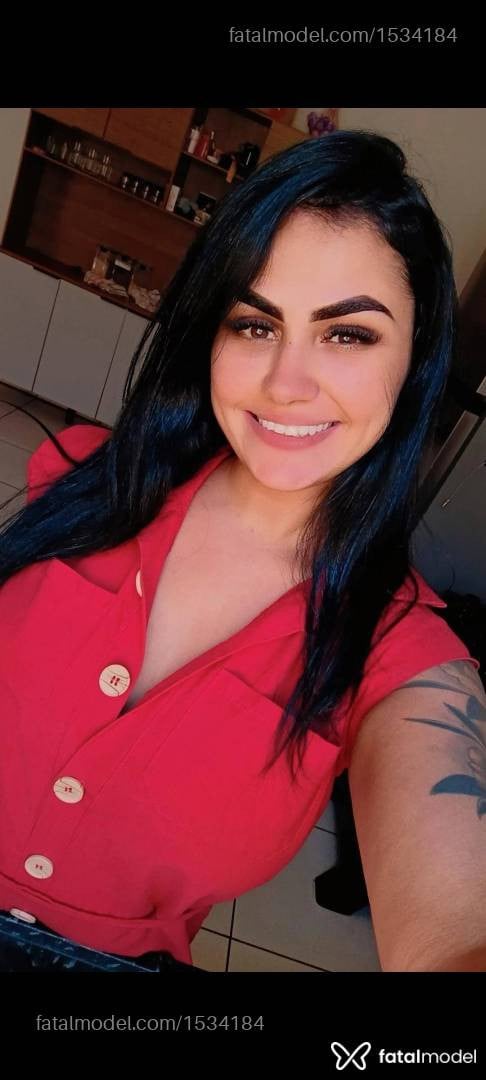 Acompanhante mulher com cabelo castanho de olhos mel - Ysabely soares