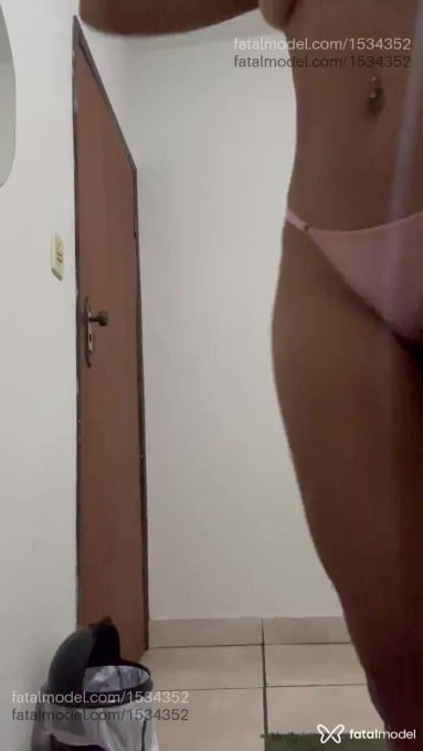 Acompanhante mulher morena (o) de olhos castanhos - Rafaela Batemarque