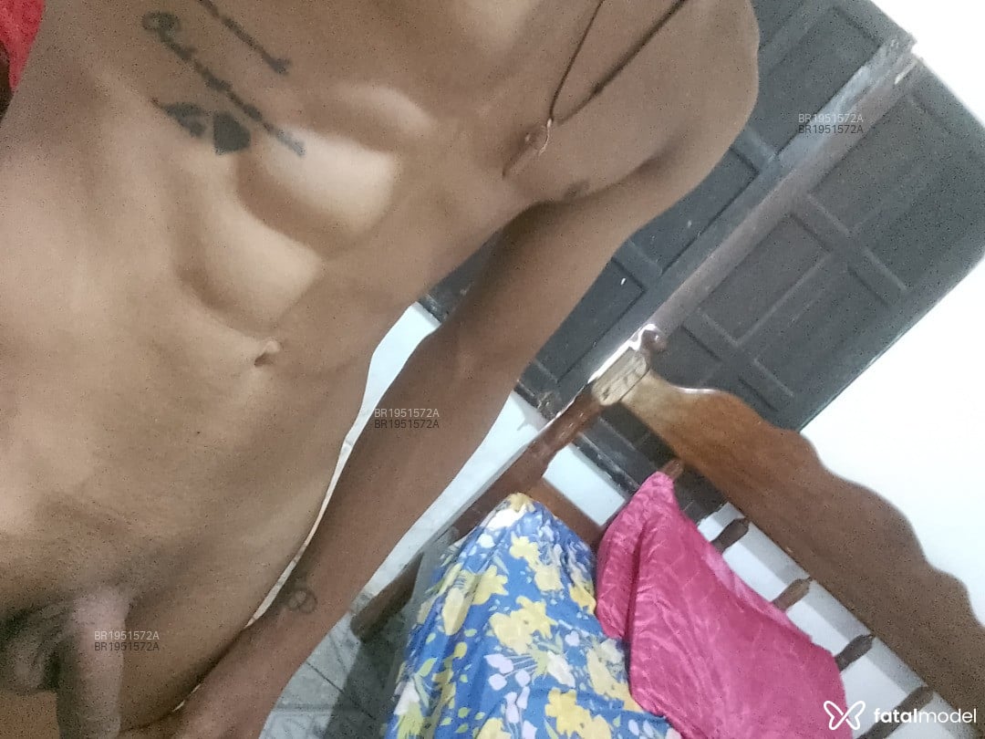 Acompanhante homem morena (o) de olhos pretos em Castanhal Acompanhante homem morena (o) de olhos pretos em Castanhal - Menorzinho