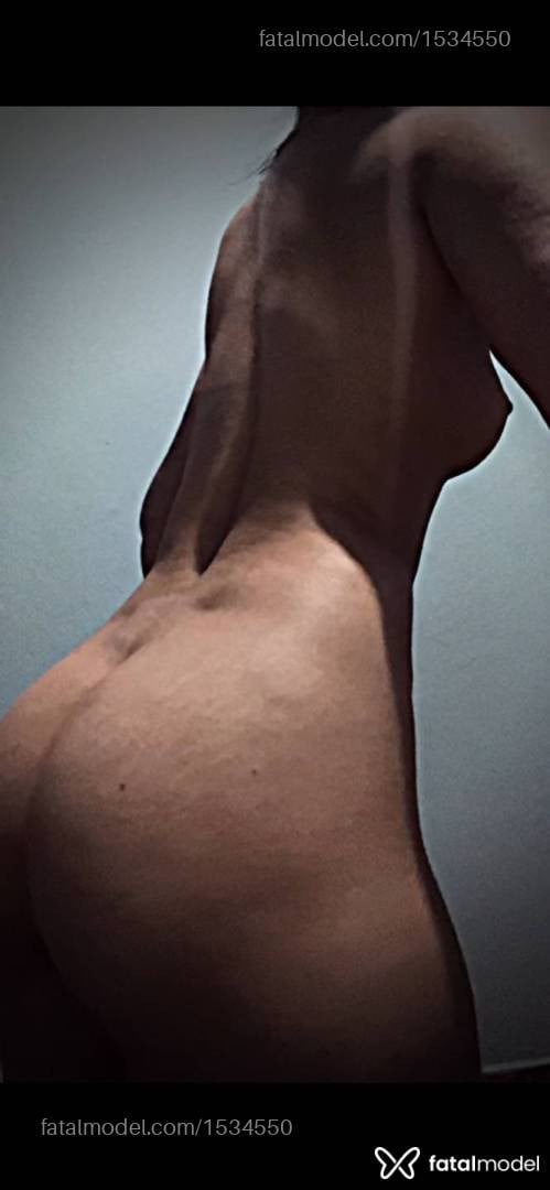 Acompanhante mulher morena (o) de olhos castanhos - Bruna Liz