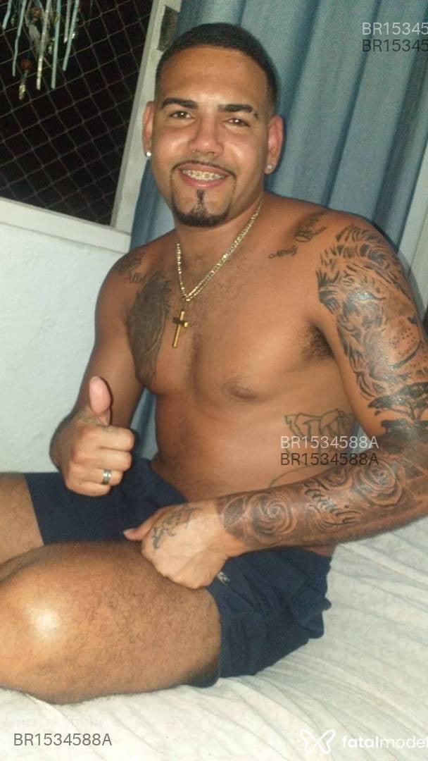 Acompanhante homem morena (o) de olhos castanhos em Teófilo Otoni Acompanhante homem morena (o) de olhos castanhos em Teófilo Otoni - Leandro Schultz