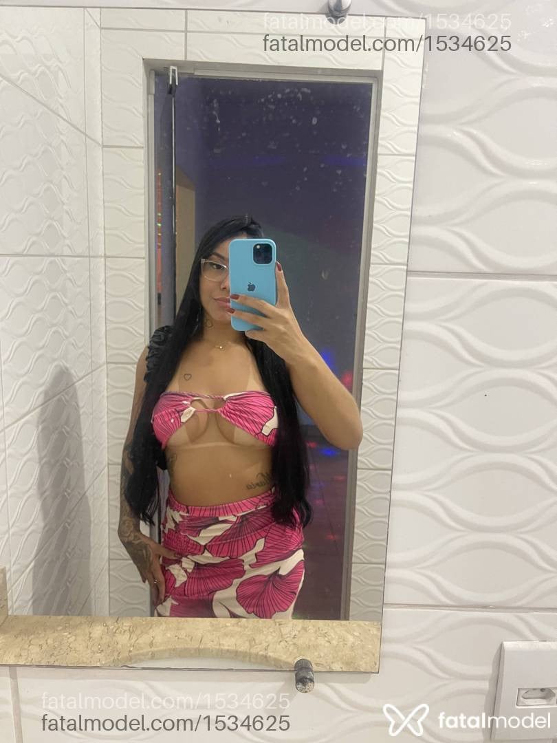 Acompanhante mulher morena (o) de olhos pretos em Querência Acompanhante mulher morena (o) de olhos pretos em Querência - Gaby