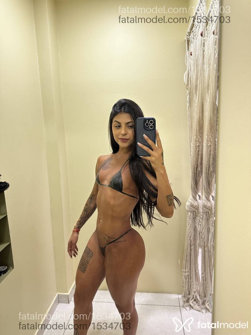 Acompanhante mulher morena (o) de olhos castanhos - Rafaela Lovatelli Acompanhante mulher morena (o) de olhos castanhos - Rafaela Lovatelli