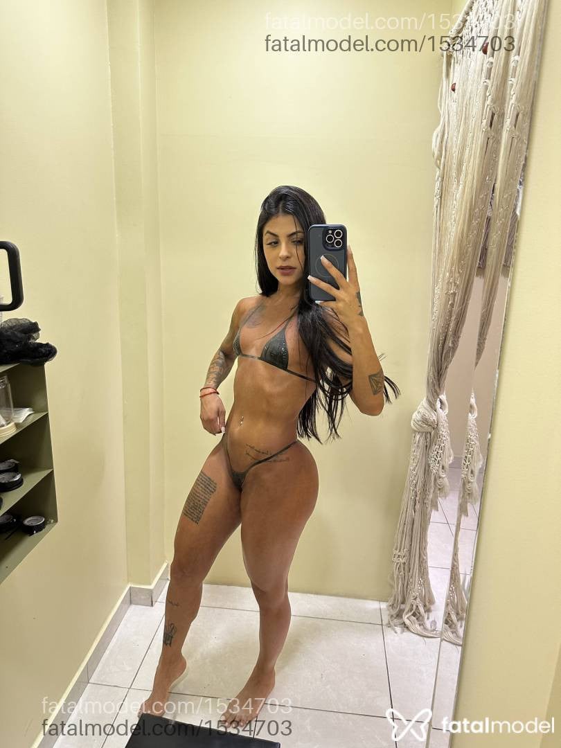 Acompanhante mulher morena (o) de olhos castanhos - Rafaela Lovatelli Acompanhante mulher morena (o) de olhos castanhos - Rafaela Lovatelli