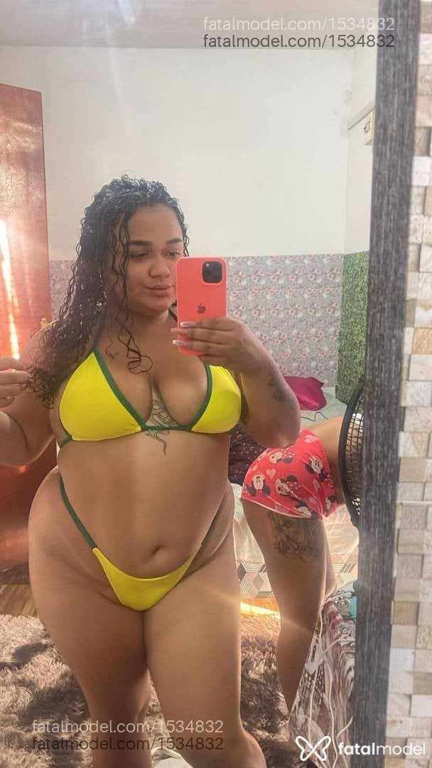 Acompanhante mulher morena (o) de olhos castanhos em Macaé - Brenda