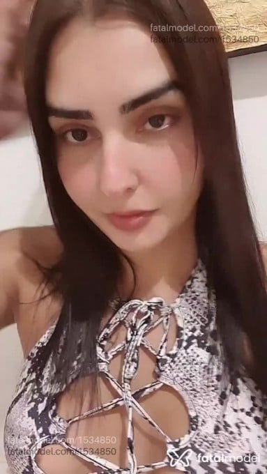 Acompanhante mulher trans morena (o) de olhos castanhos em Barretos - Melissa