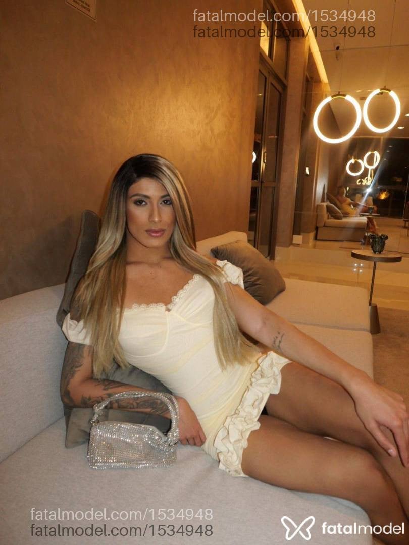 Acompanhante mulher trans loira (o) de olhos castanhos em São José do Rio Preto Acompanhante mulher trans loira (o) de olhos castanhos em São José do Rio Preto - Milena Garcia