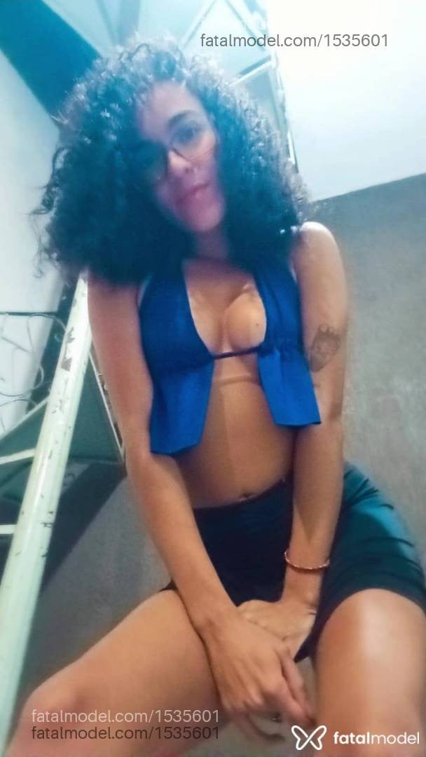 Acompanhante mulher morena (o) de olhos castanhos - Paty