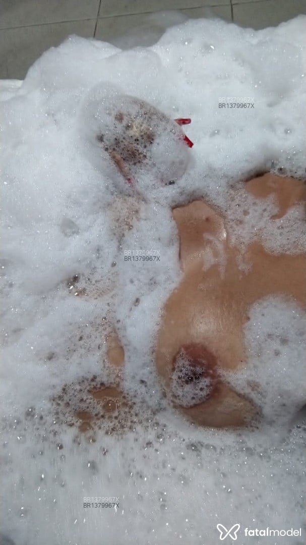Acompanhante mulher morena (o) de olhos castanhos em Itaúna Acompanhante mulher morena (o) de olhos castanhos em Itaúna - Rafaela amorzinho