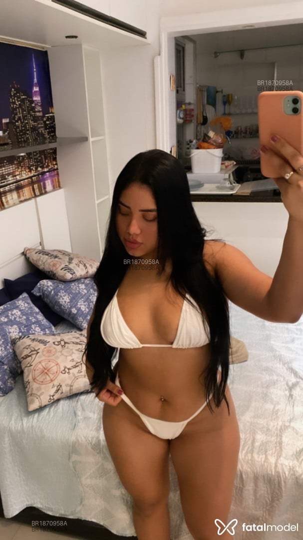 Acompanhante mulher morena (o) de olhos castanhos em Manaus - Queziarod