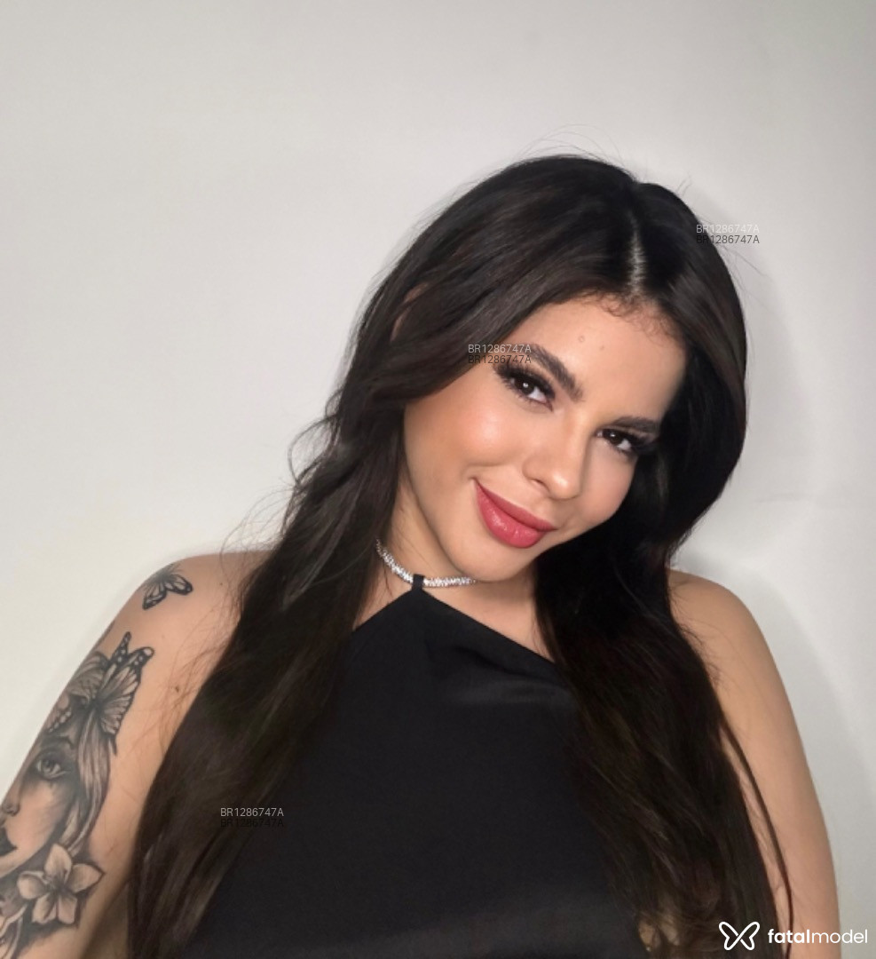Acompanhante mulher com cabelo castanho de olhos castanhos - Gabi Acompanhante mulher com cabelo castanho de olhos castanhos - Gabi