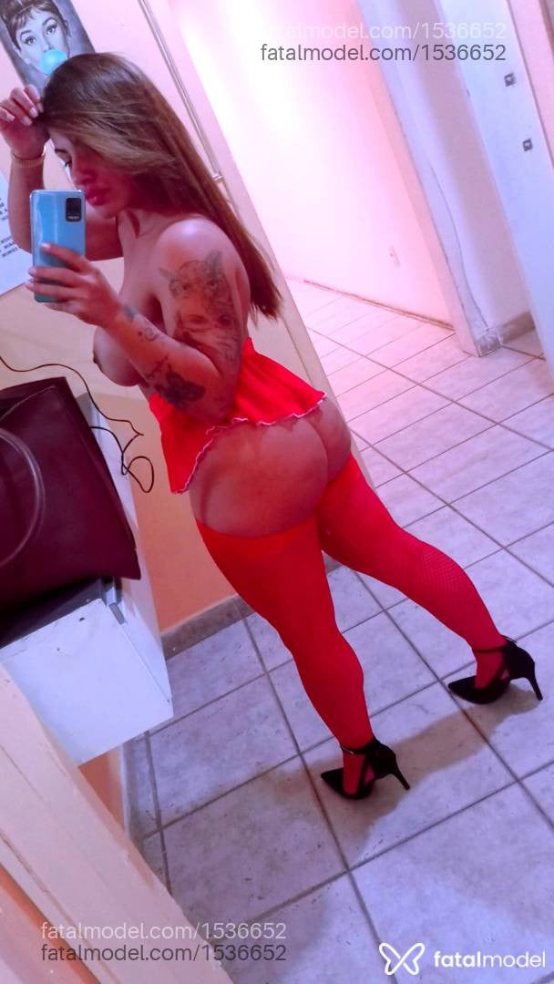 Acompanhante mulher morena (o) de olhos castanhos - Brenda Horny