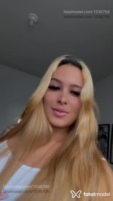 Acompanhante mulher loira (o) de olhos verdes em Arcos - Bella sanchez
