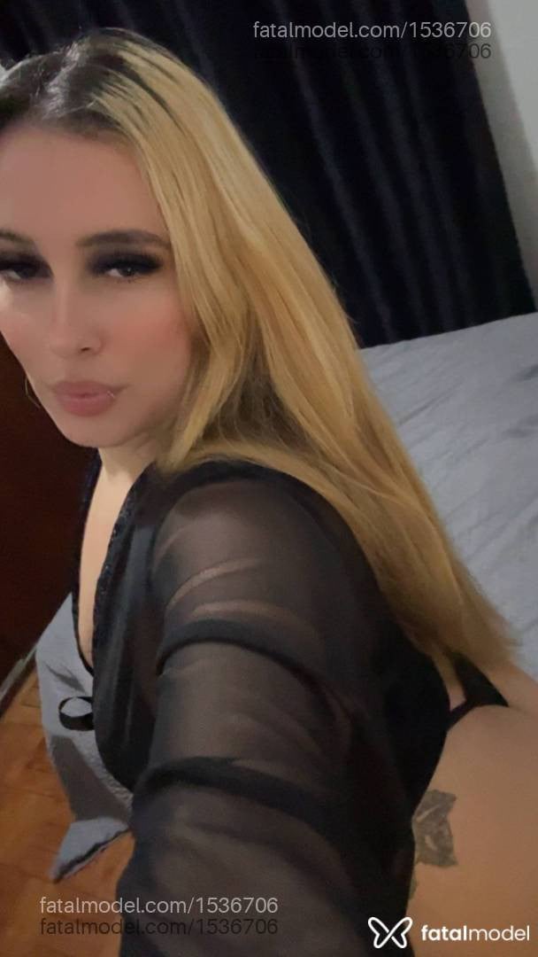 Acompanhante mulher loira (o) de olhos verdes - Bella sanchez