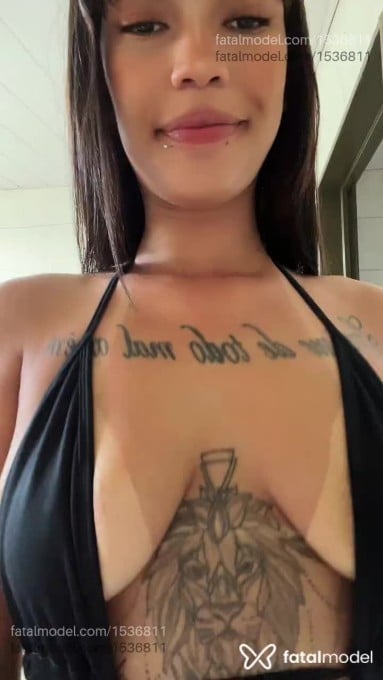 Acompanhante mulher com cabelo castanho de olhos castanhos em Anápolis - Nicole Souza