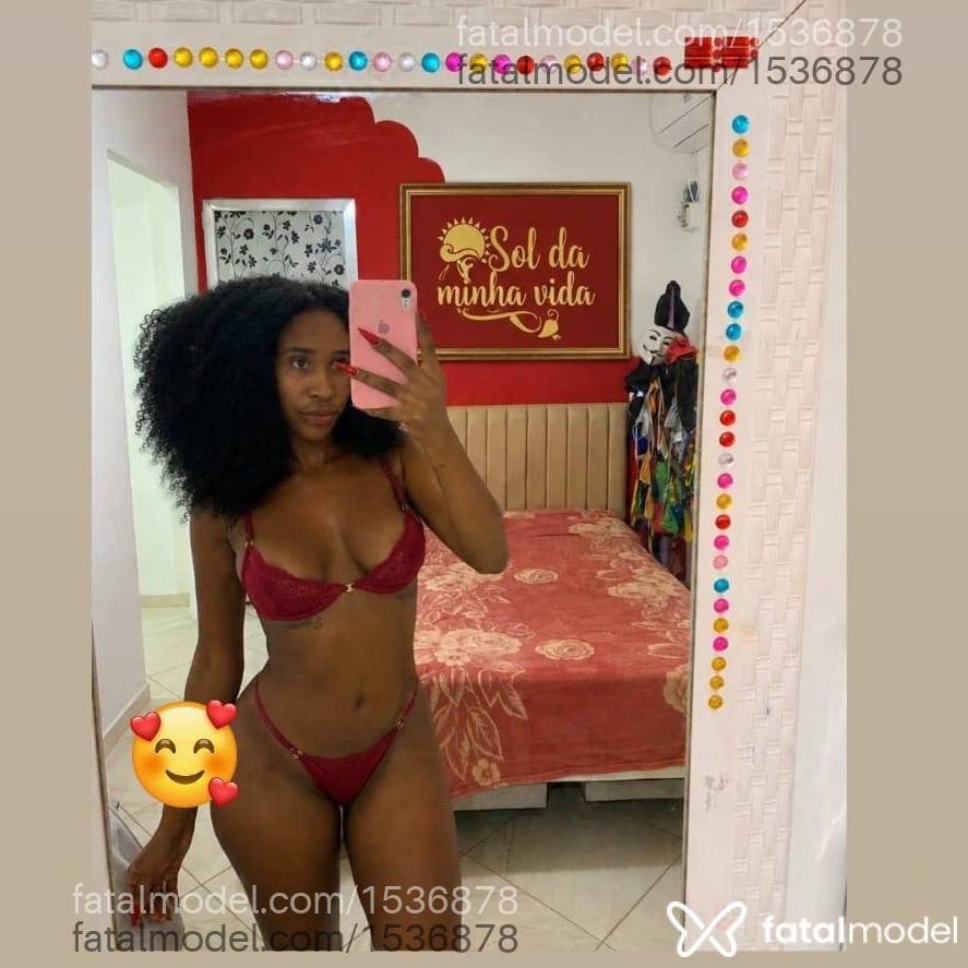 Acompanhante mulher morena (o) de olhos castanhos em Muriaé Acompanhante mulher morena (o) de olhos castanhos em Muriaé - Cristal Montiny