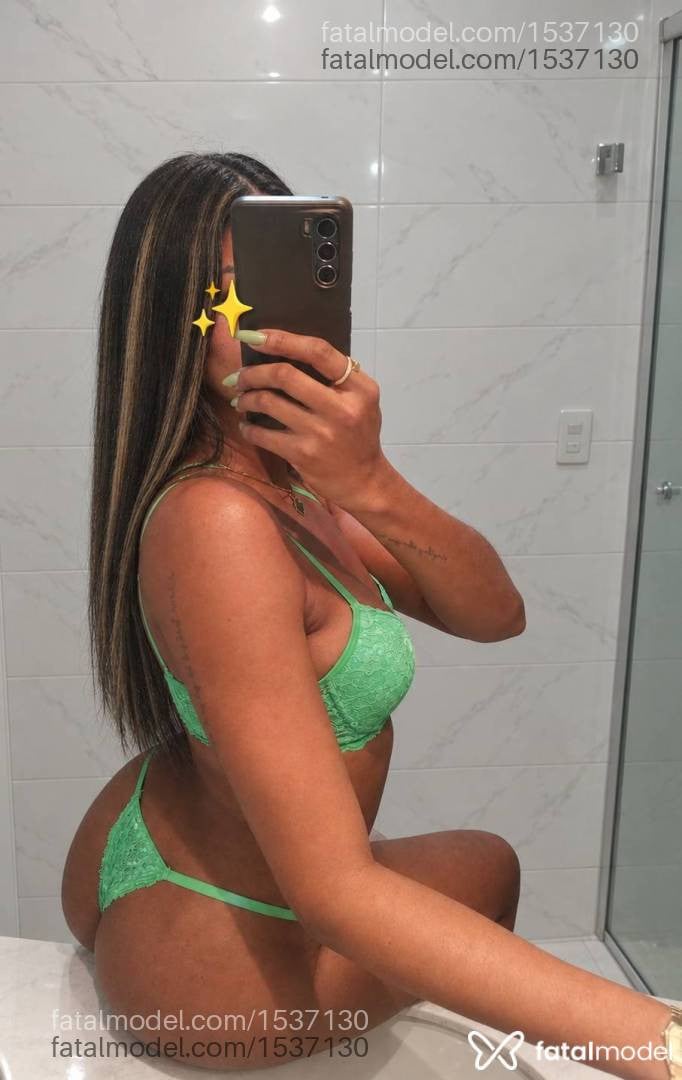 Acompanhante mulher morena (o) de olhos pretos - Sheron