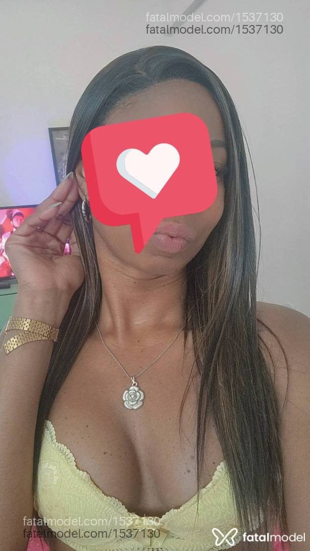 Acompanhante mulher morena (o) de olhos pretos - Sheron