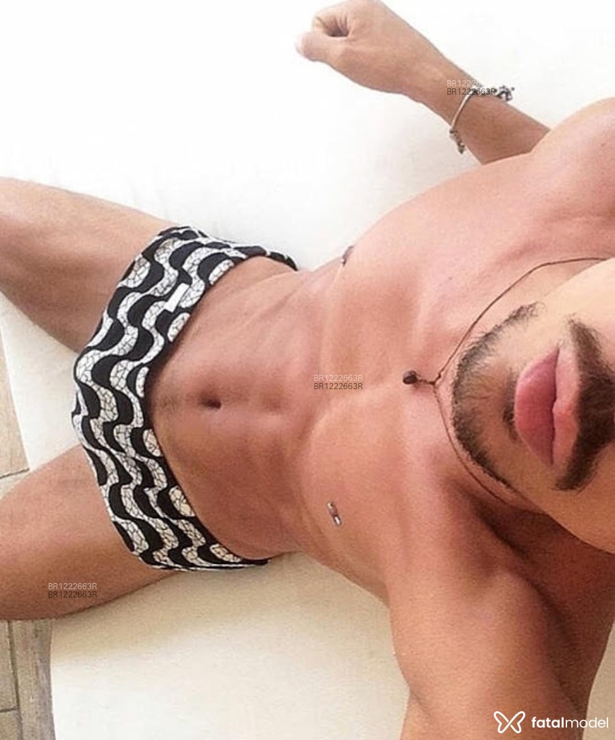 Acompanhante homem com cabelo castanho de olhos castanhos em São Paulo - Yure Baiano