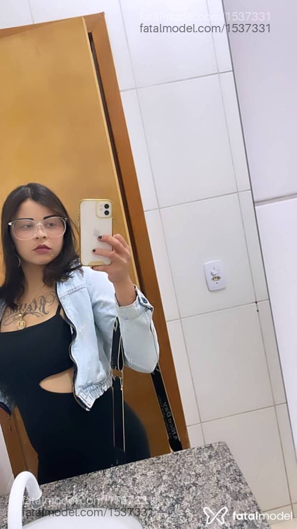 Acompanhante mulher com cabelo castanho de olhos castanhos em Porangatu - Isabelly Marcedo