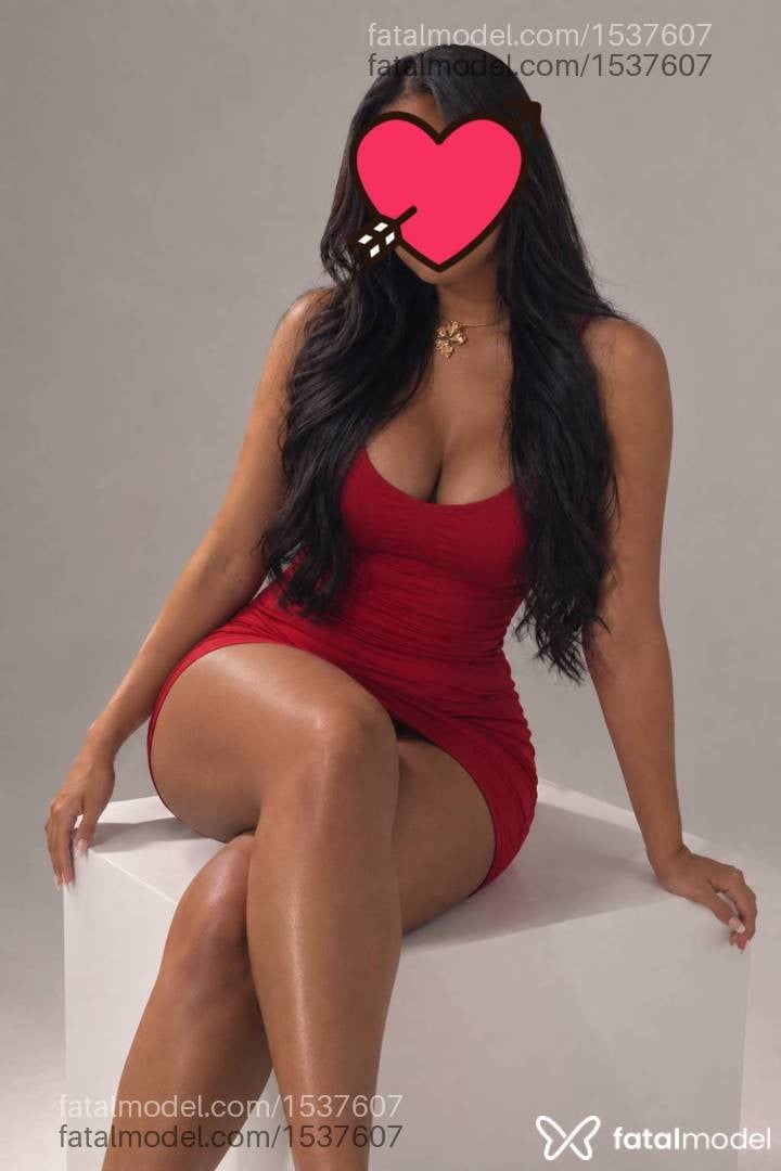 Acompanhante mulher morena (o) de olhos castanhos - Melissa Vaz