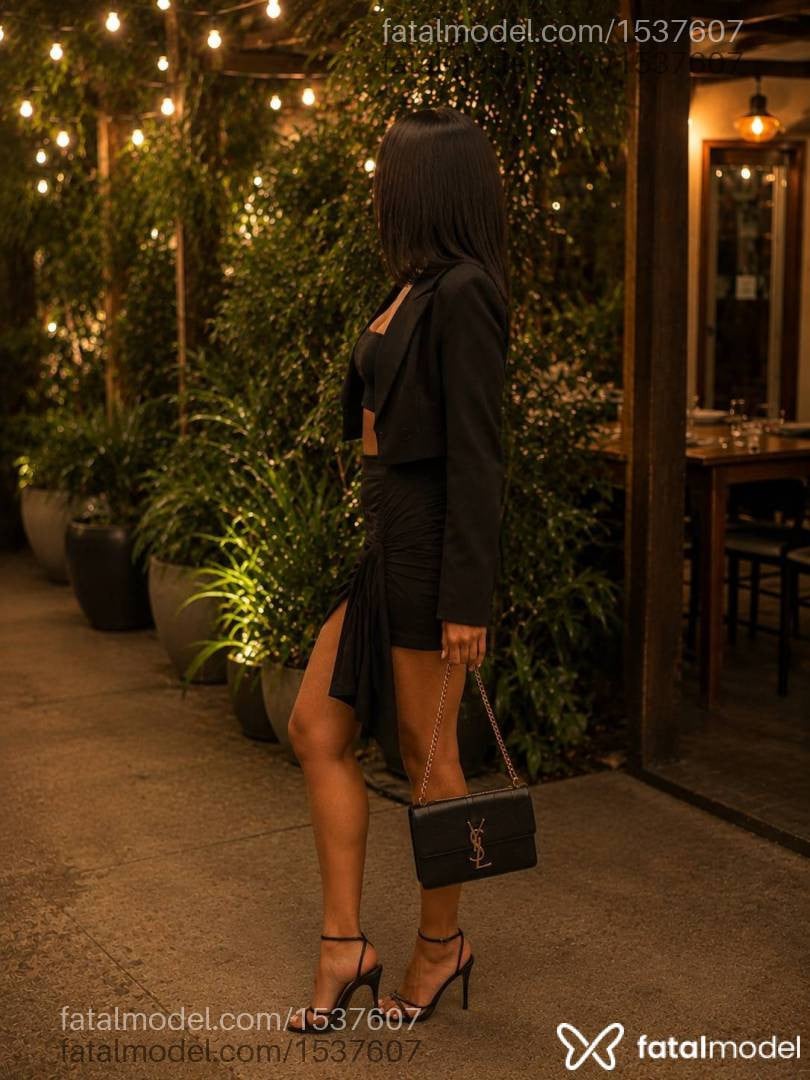 Acompanhante mulher morena (o) de olhos castanhos - Melissa Vaz