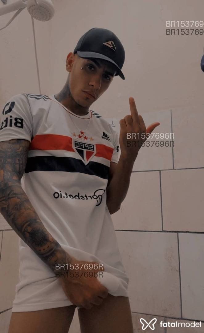 Acompanhante homem com cabelo castanho de olhos castanhos em Montes Claros Acompanhante homem com cabelo castanho de olhos castanhos em Montes Claros - Douglas kastro