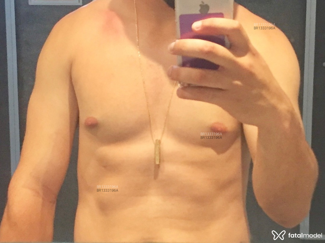 Acompanhante homem morena (o) de olhos castanhos em Virtual Acompanhante homem morena (o) de olhos castanhos em Virtual - Vitinho