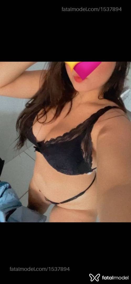 Acompanhante mulher com cabelo castanho de olhos castanhos em Sinop Acompanhante mulher com cabelo castanho de olhos castanhos em Sinop - Natti