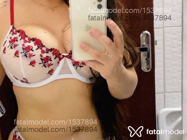 Acompanhante mulher com cabelo castanho de olhos castanhos em Sinop Acompanhante mulher com cabelo castanho de olhos castanhos em Sinop - Natti