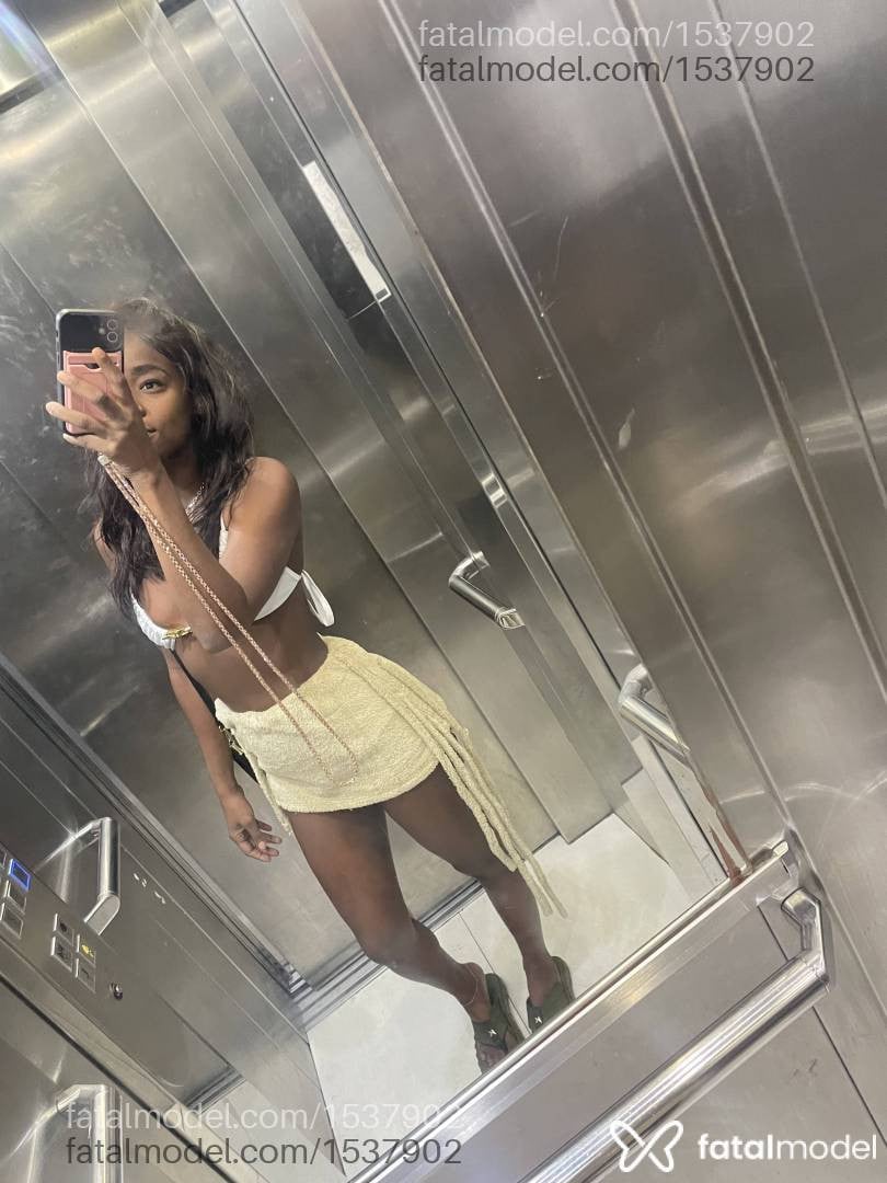 Acompanhante mulher morena (o) de olhos castanhos em Rio de Janeiro - Taina