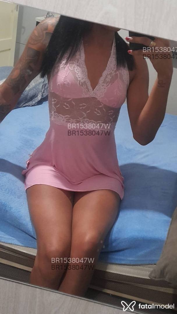 Acompanhante mulher trans com cabelo castanho de olhos castanhos em Marília Acompanhante mulher trans com cabelo castanho de olhos castanhos em Marília - Penélope