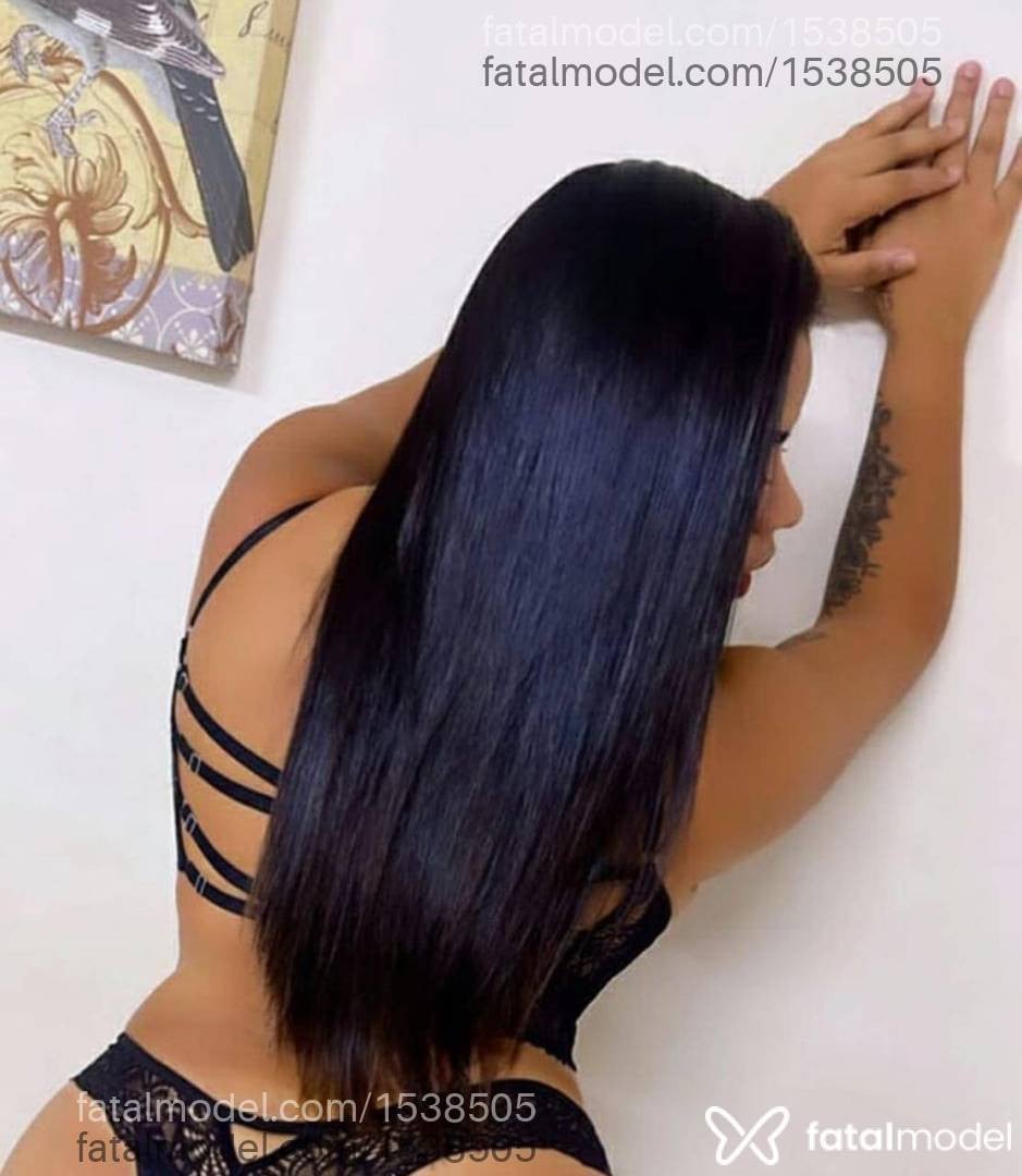 Acompanhante mulher morena (o) de olhos castanhos - Sabrina