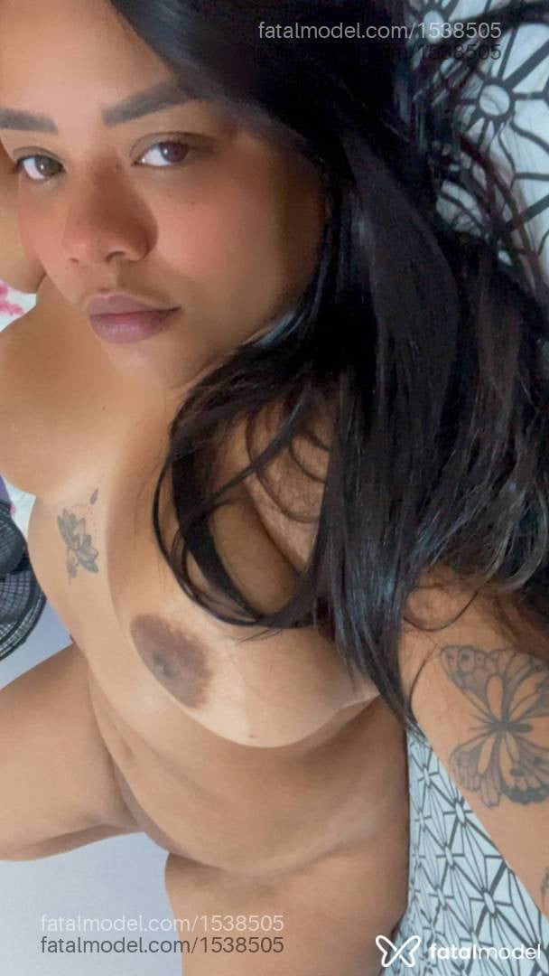 Acompanhante mulher morena (o) de olhos castanhos - Sabrina
