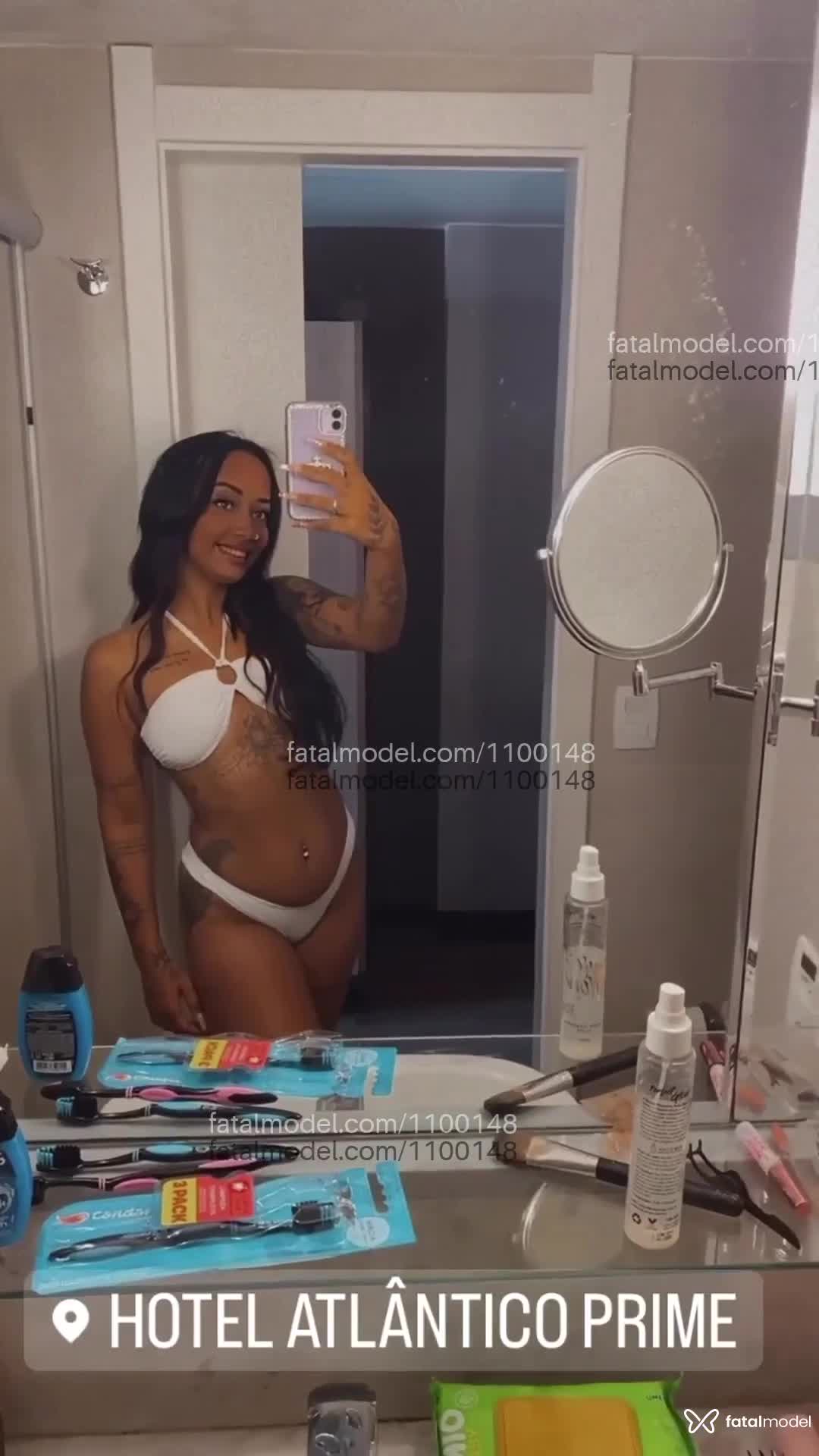 Acompanhante mulher loira (o) de olhos castanhos em Belo Horizonte - Cristal