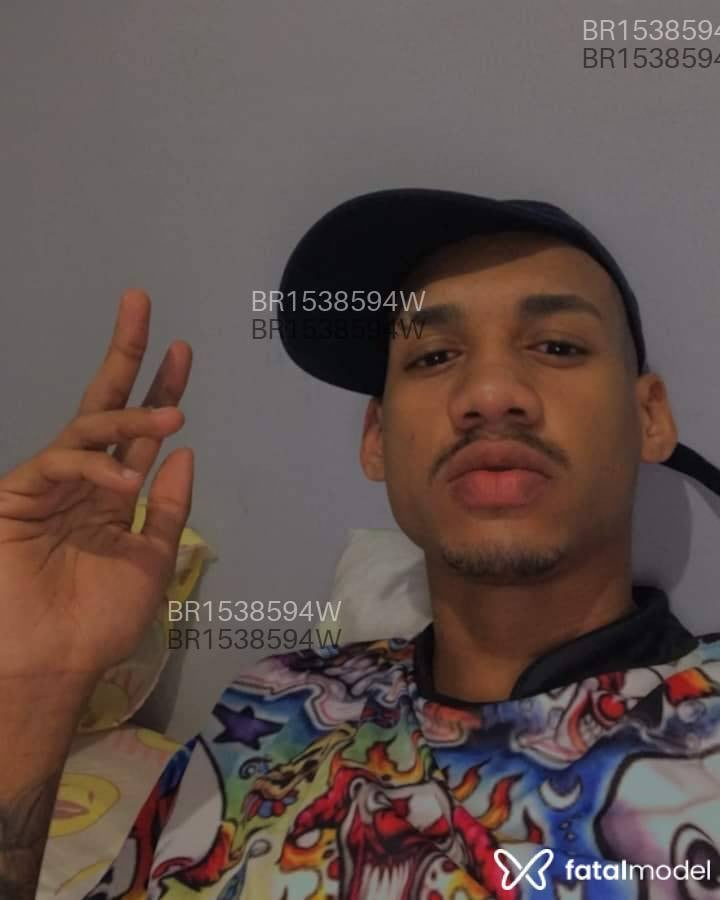 Acompanhante homem morena (o) de olhos castanhos em São Paulo - Hugo
