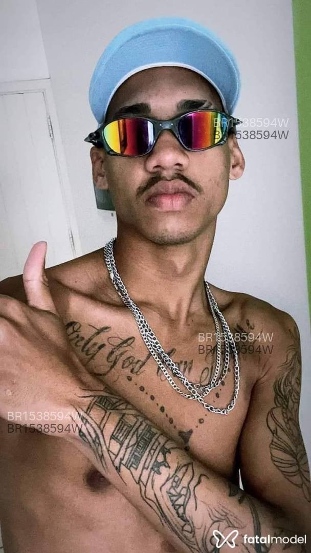 Acompanhante homem morena (o) de olhos castanhos em São Paulo - Hugo