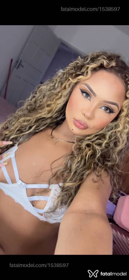 Acompanhante mulher morena (o) de olhos pretos em Rio de Janeiro - Maju Lima