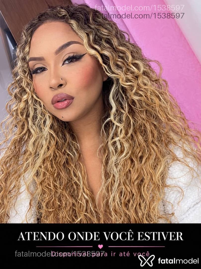 Acompanhante mulher morena (o) de olhos pretos - Maju Lima Manauara