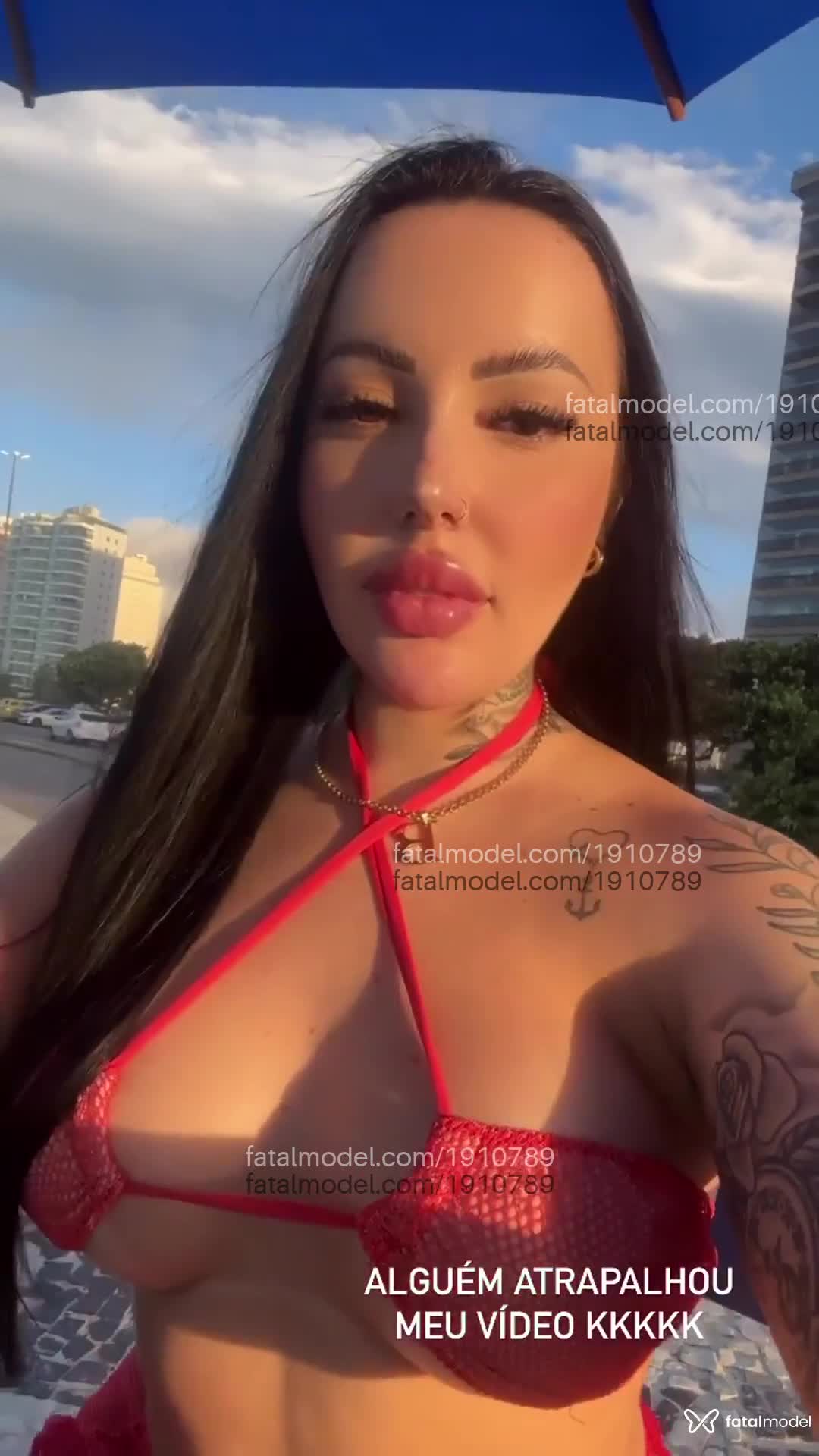 Acompanhante mulher com cabelo castanho de olhos castanhos em São Paulo Acompanhante mulher com cabelo castanho de olhos castanhos em São Paulo - Luiza Lee