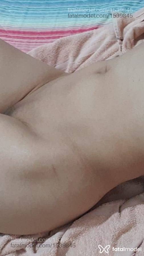Acompanhante mulher morena (o) de olhos castanhos - Cecília