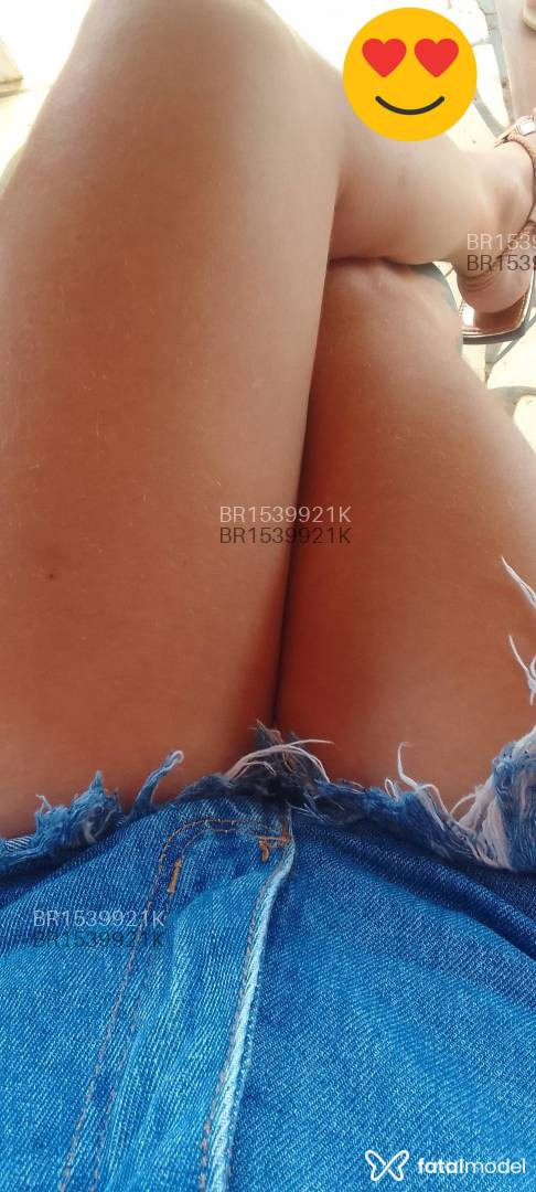 Acompanhante mulher ruiva (o) de olhos mel em Vilhena - Mel resk