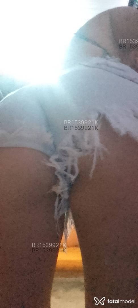 Acompanhante mulher ruiva (o) de olhos mel em Vilhena - Mel resk