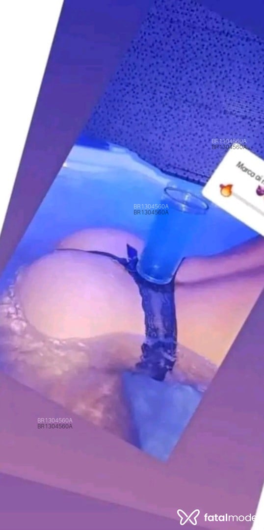 Acompanhante mulher trans com cabelo castanho de olhos verdes em Curvelo Acompanhante mulher trans com cabelo castanho de olhos verdes em Curvelo - Mikaelly Stefani