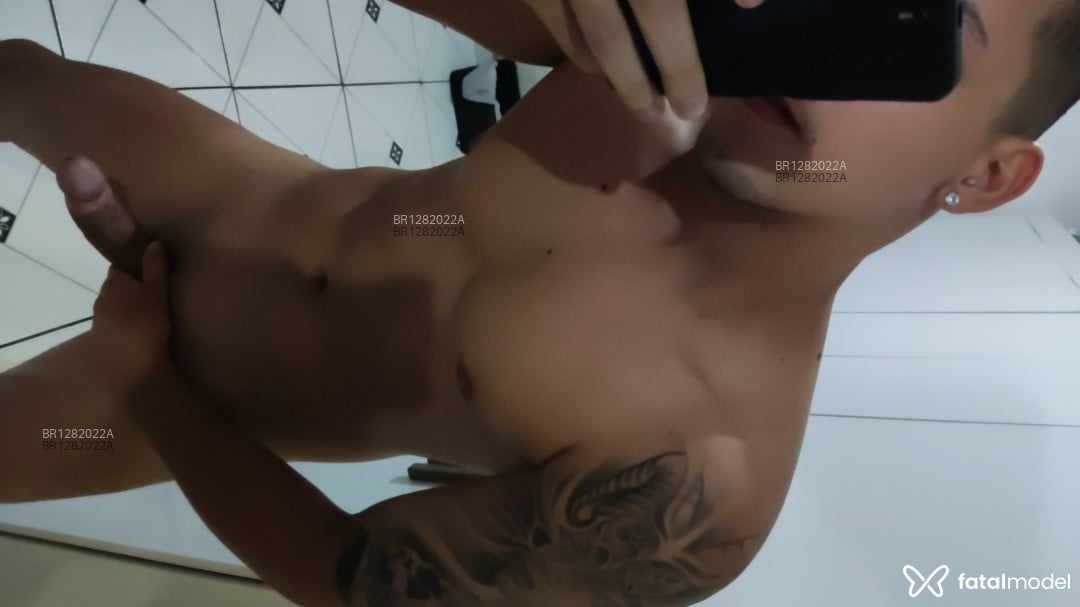 Acompanhante homem com cabelo castanho de olhos castanhos em São José do Rio Preto Acompanhante homem com cabelo castanho de olhos castanhos em São José do Rio Preto - Marcos Henrique