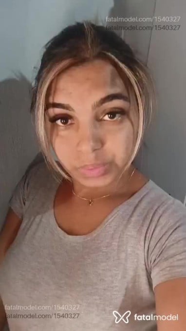 Acompanhante mulher trans com cabelo castanho de olhos castanhos em Olímpia Acompanhante mulher trans com cabelo castanho de olhos castanhos em Olímpia - Lais