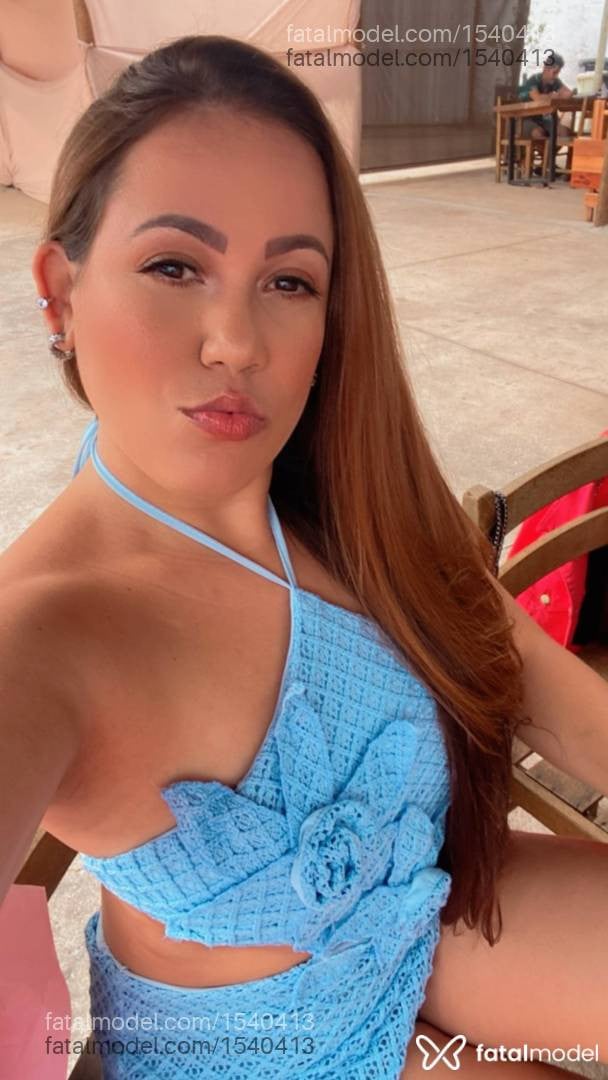 Acompanhante mulher ruiva (o) de olhos castanhos - Melissa