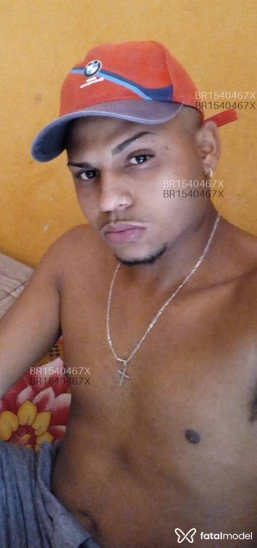Acompanhante homem morena (o) de olhos castanhos em Belo Horizonte Acompanhante homem morena (o) de olhos castanhos em Belo Horizonte - Pedro
